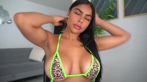 Jency NEW IG IMCANELA   online show from December 5, 7:10 pm