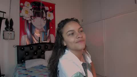 Snapshot of canelita_love221941 chatting on October 1, 7:09 pm canela online show from October 1, 7:09 pm