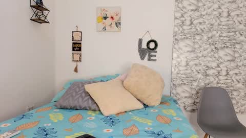 Canhela online show from October 18, 11:00 am