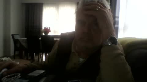 Snapshot of cankoksal1 chatting on February 12, 10:03 am cankoksal1 online show from February 12, 10:03 am