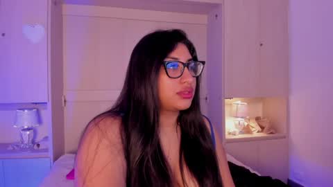 GABRIELA LOPEZ online show from March 31, 9:04 pm