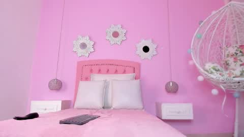 cannelasmith online show from October 20, 7:36 pm