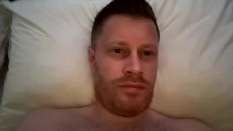 Snapshot of cannon004 chatting on December 3, 11:03 pm cannon004 online show from December 3, 11:03 pm