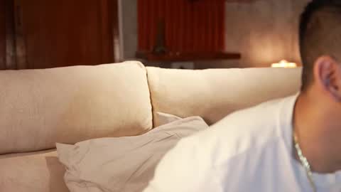 Snapshot of capizzi_ chatting on October 16, 4:13 am David Capizzi online show from October 16, 4:13 am