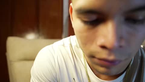 Snapshot of capizzi_ chatting on October 18, 2:47 am David Capizzi online show from October 18, 2:47 am