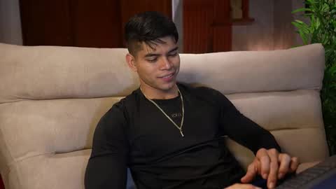 Snapshot of capizzi_ chatting on October 21, 5:30 am David Capizzi online show from October 21, 5:30 am