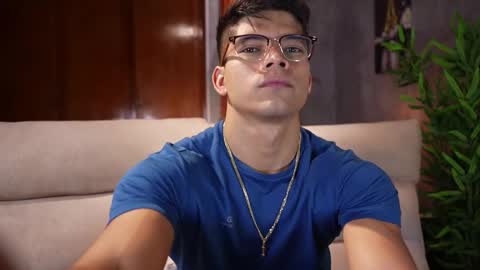 Snapshot of capizzi_ chatting on November 6, 12:06 pm David Capizzi online show from November 6, 12:06 pm