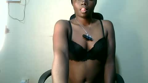 Snapshot of capriellah chatting on June 29, 7:36 pm capriellah online show from June 29, 7:36 pm