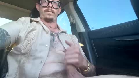 Snapshot of captaincumgun chatting on October 9, 10:19 pm Captaincumgun online show from October 9, 10:19 pm