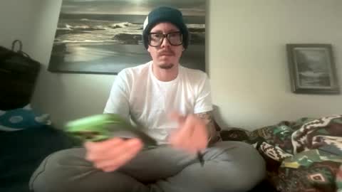 Snapshot of captaincumgun chatting on February 1, 10:08 pm Captaincumgun online show from February 1, 10:08 pm