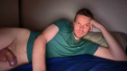 Snapshot of captainunderpants699 chatting on August 10, 4:27 am captainunderpants699 online show from August 10, 4:27 am