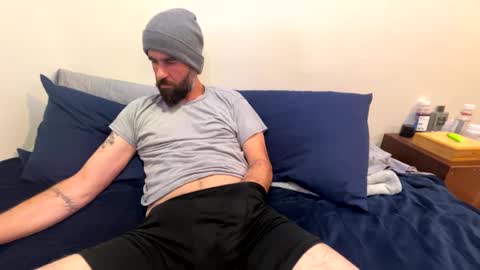 Snapshot of captnblackbeard chatting on January 4, 12:59 am captnblackbeard online show from January 4, 12:59 am