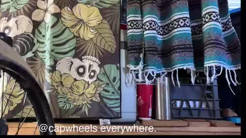 Snapshot of capwheels chatting on October 19, 10:21 pm CAP online show from October 19, 10:21 pm