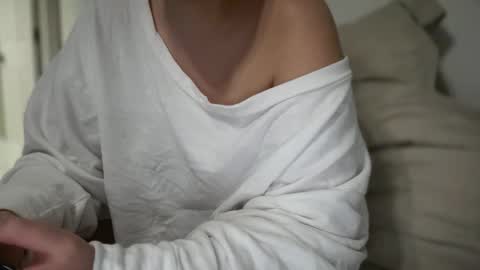 Cara Bou online show from February 15, 6:59 pm