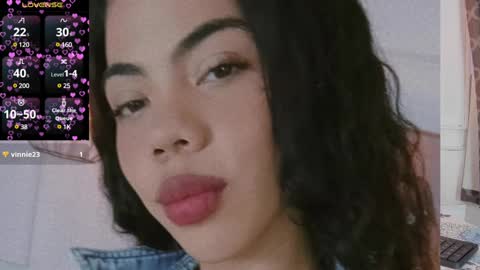 Snapshot of caraiosh_ chatting on February 5, 2:26 pm Cara online show from February 5, 2:26 pm