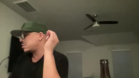 caramelizedzeus online show from April 11, 12:37 am