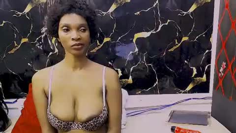 caramelminxx_ online show from June 20, 8:39 am