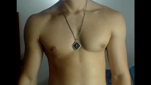 carapalida9008 online show from October 17, 2:19 pm