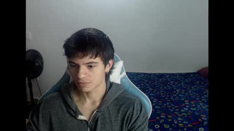 carapalida9008 online show from October 22, 4:18 pm