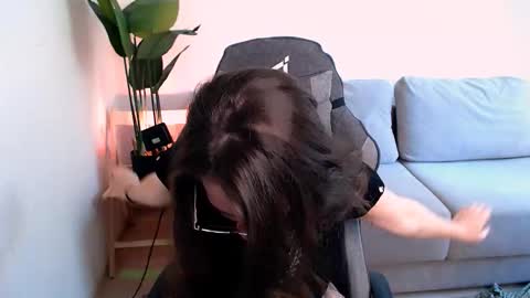 Mary online show from September 10, 6:35 am