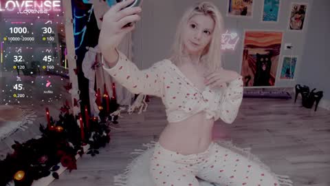 NONA    follow online show from November 6, 5:19 am