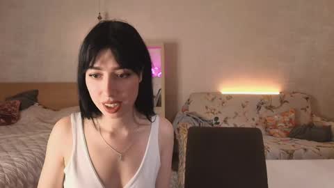 Snapshot of caressyourself chatting on October 25, 5:30 pm caressyourself online show from October 25, 5:30 pm