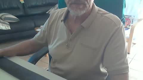 Snapshot of cargo69 chatting on April 23, 3:58 pm cargo69 online show from April 23, 3:58 pm