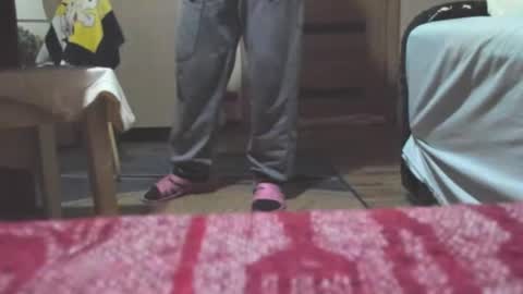 Laz online show from February 12, 6:19 am