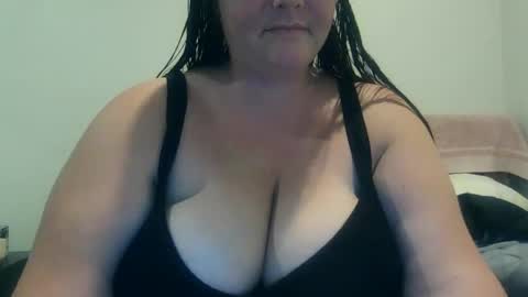 Snapshot of carinabro10 chatting on November 25, 9:09 am carinabro10 online show from November 25, 9:09 am