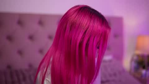  Carina  online show from April 3, 8:07 pm