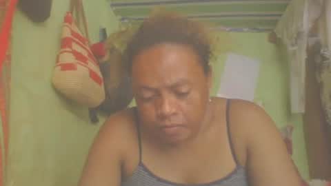 carinesexy69 online show from December 3, 6:26 am