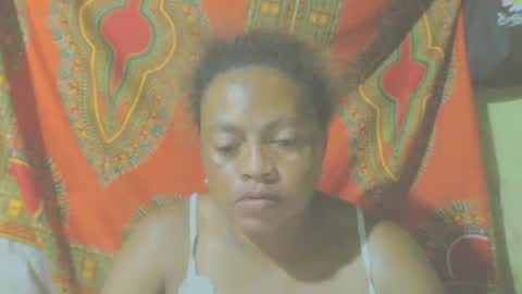 carinesexy69 online show from December 6, 10:52 pm