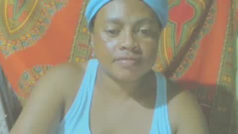 carinesexy69 online show from December 7, 8:16 pm