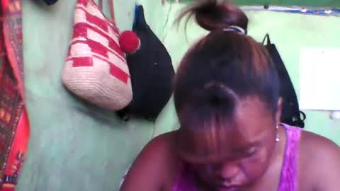 carinesexy69 online show from December 16, 9:46 am