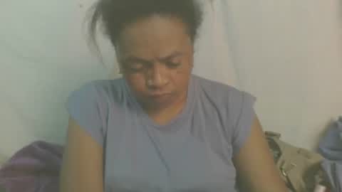 carinesexy69 online show from October 14, 6:25 am