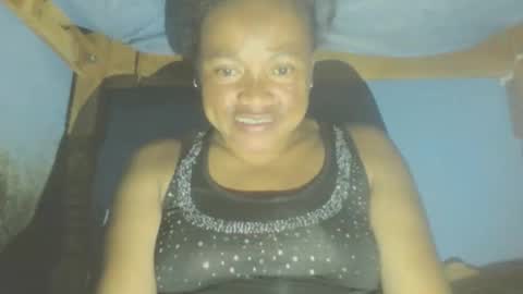 carinesexy69 online show from January 18, 1:48 pm