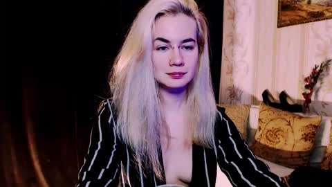 Carin online show from December 5, 8:34 am