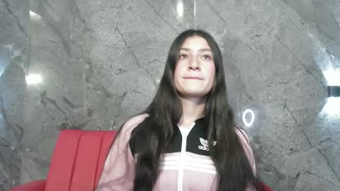 Snapshot of caritoluna_ chatting on November 11, 3:39 am Carito online show from November 11, 3:39 am