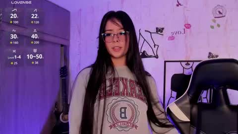 C A R O L I N A IG caroolina 19 online show from November 9, 8:07 pm