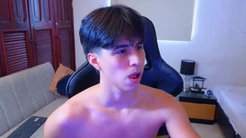 carl_dixon online show from October 4, 6:28 pm