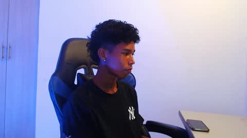 carl_sex_ online show from December 6, 8:18 pm