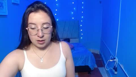carla_999 online show from December 22, 1:41 pm