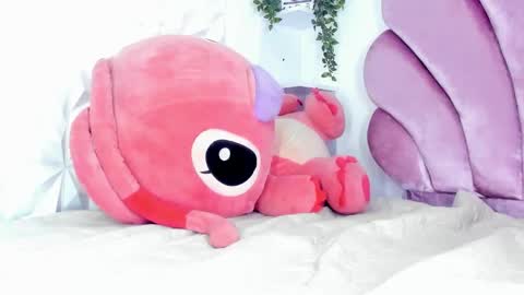 carla_leee online show from October 14, 11:05 pm