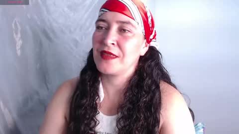 Snapshot of carla_naugthy_ chatting on May 19, 11:16 am Carla naugthy online show from May 19, 11:16 am