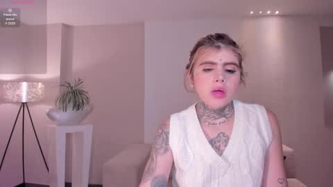 Carla Bunnis online show from December 22, 12:35 pm