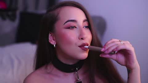 CarlaGavin online show from December 11, 1:28 pm