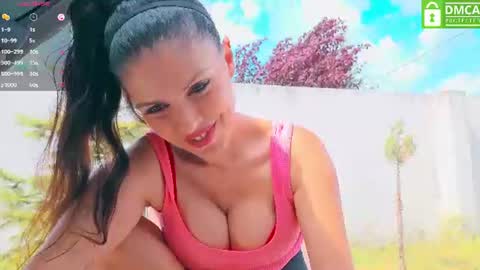 Snapshot of carlasquirt chatting on July 3, 12:44 pm CarlaSquirt online show from July 3, 12:44 pm