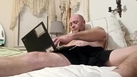 carldhammers online show from November 8, 11:36 pm