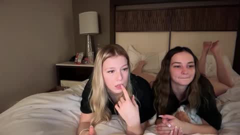 Snapshot of carleetanner chatting on February 12, 2:01 pm carlee online show from February 12, 2:01 pm