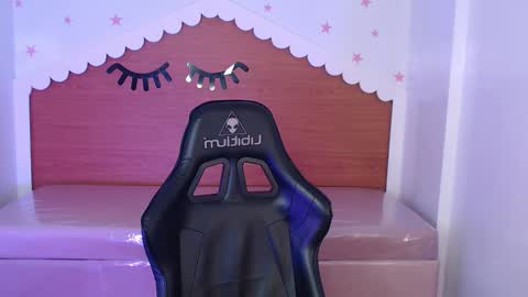 CARLYE   online show from October 16, 3:18 am